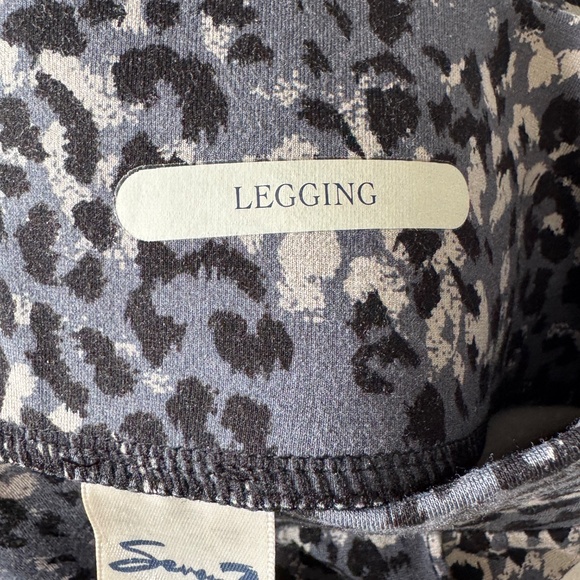Seven7 Women's Pull On Multicolor Leopard Print Leggings High Rise Small Stretch - Picture 5 of 13